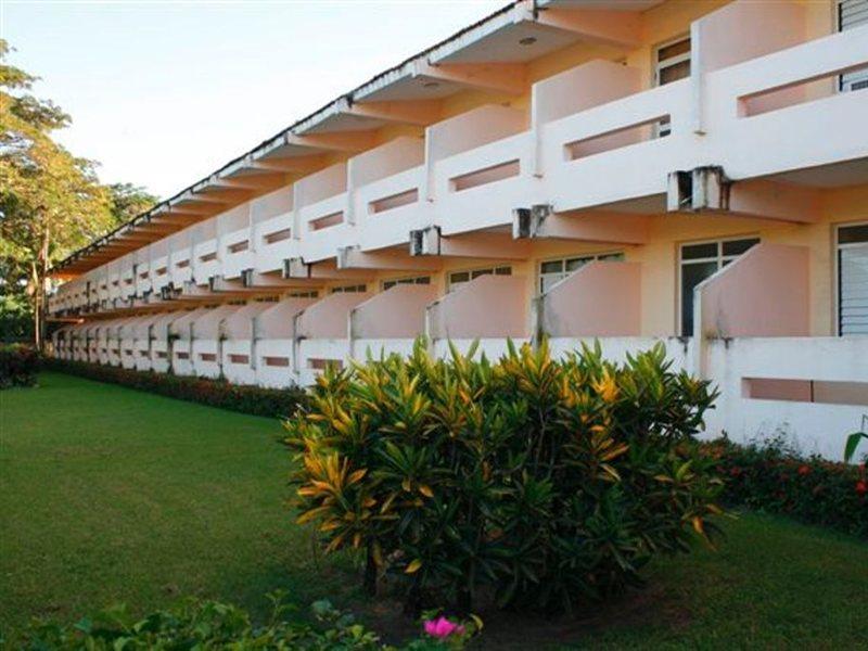 Islazul Hotel Florida in Florida, Holguin Außenaufnahme