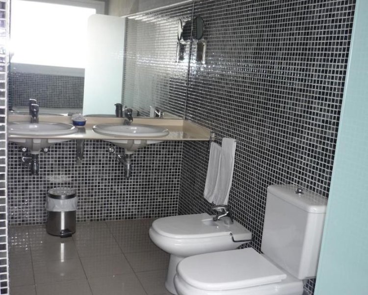 Haromar in Calella de la Costa, Barcelona Badezimmer