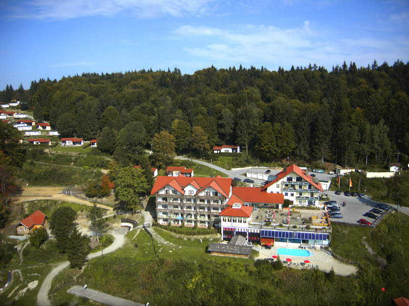 Hotel Sonnenwald in Langfurth, Außenaufnahme