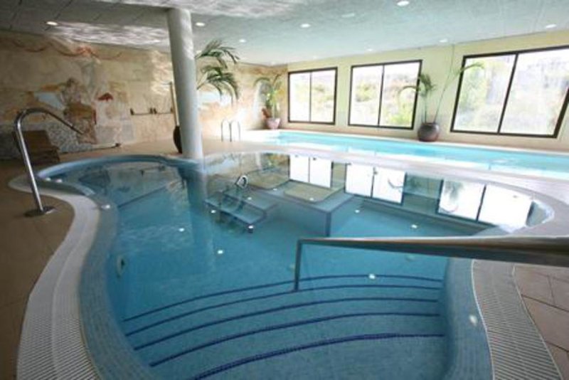 Hallenbad