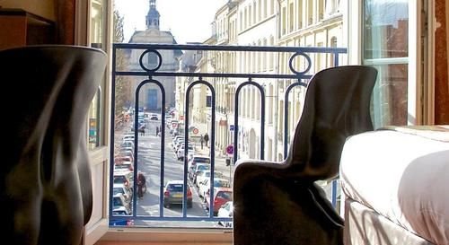 Royal Hotel Caen Centre in Caen, Paris-Charles De Gaulle Wohnbeispiel