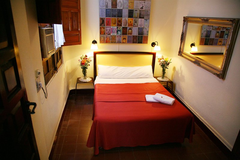 Pensión Nuevo Suizo in Sevilla, Malaga Wohnbeispiel