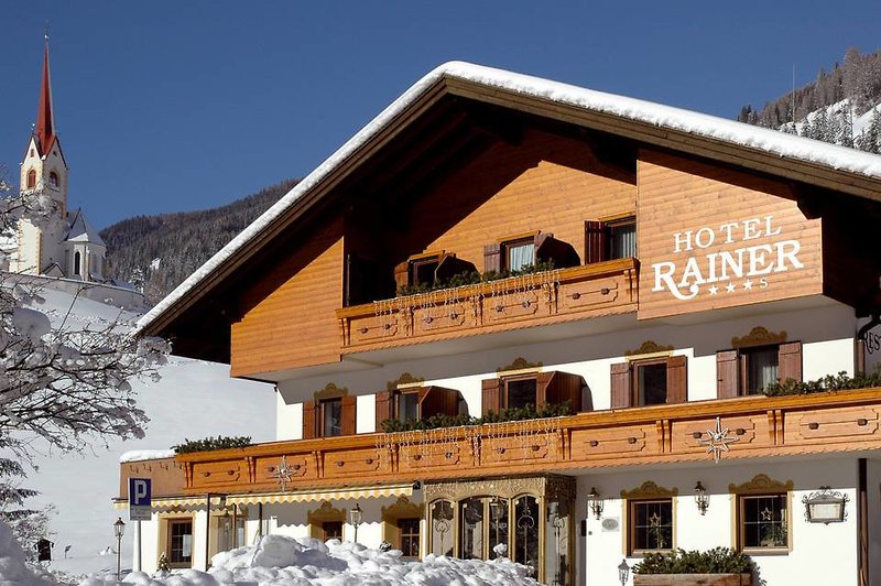 Rainer in Innichen, Außenaufnahme