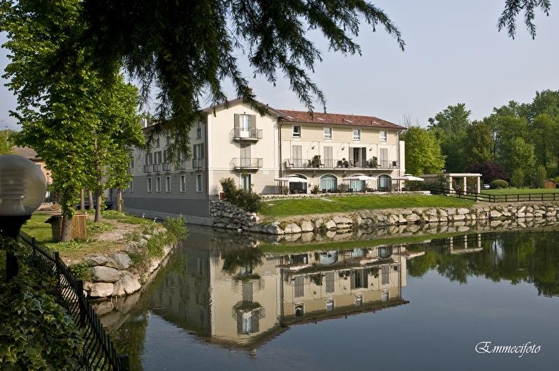 Il Corazziere in Merone, Mailand (Malpensa) Außenaufnahme