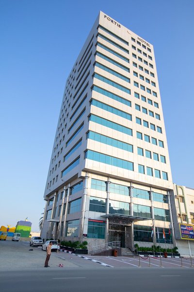 Fortis Hotel in Fujairah, Dubai Außenaufnahme