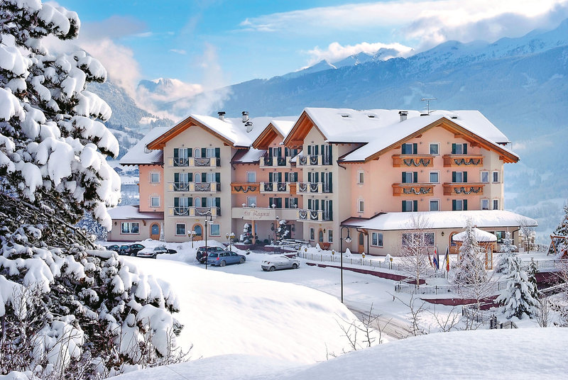 Lagorai Alpine Resort & Spa in Cavalese, Außenaufnahme