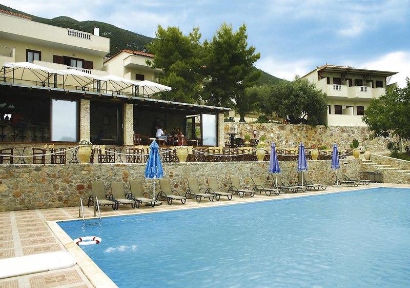 Aristotelis in Epidaurus, Araxos (Pelepones) Pool