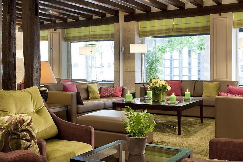 Duquesne Eiffel in Paris, Paris-Charles De Gaulle Lounge/Empfang