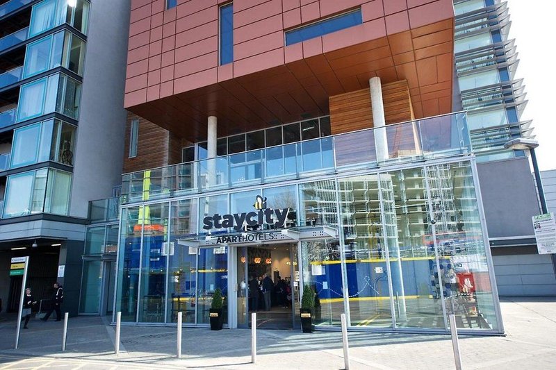 Staycity Aparthotels London Heathrow in London, London-Luton Außenaufnahme
