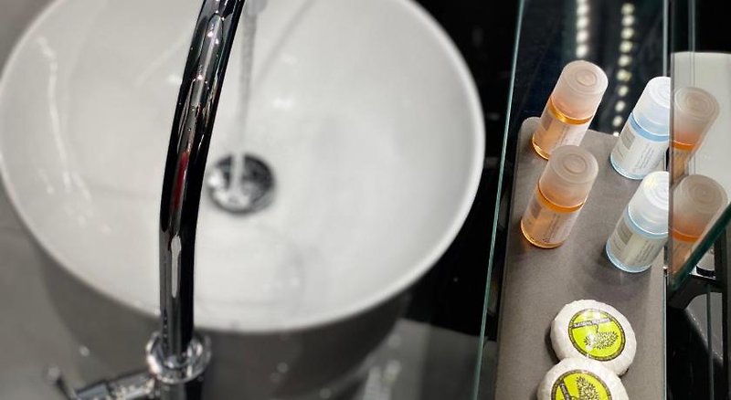 Villa Soula in Fira, Santorini Badezimmer