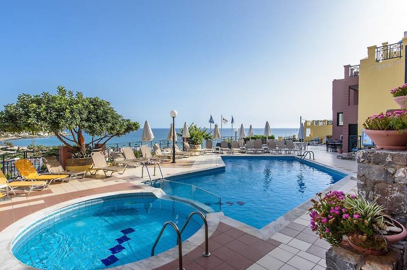 Minois Boutique Hotel in Stalida, Heraklion (Kreta) Pool