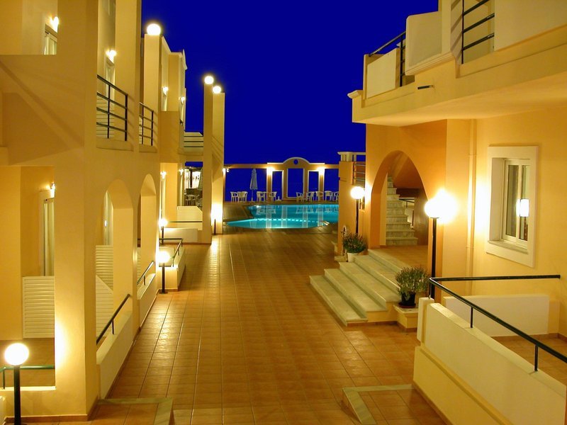 Nontas Hotel in Daratsos, Chania (Kreta) Außenaufnahme