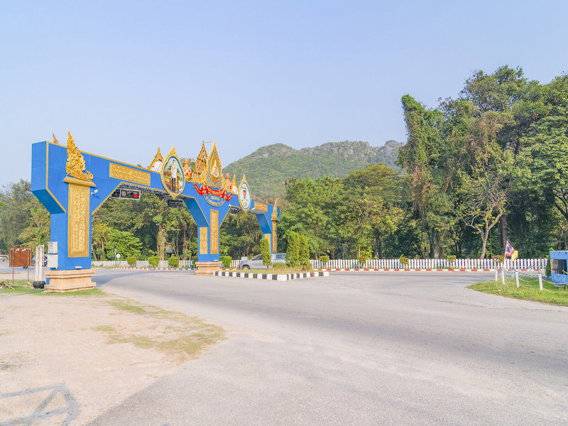 Peamsook Resort by OYO Rooms in Prachuap Khiri Khan, Bangkok Strand