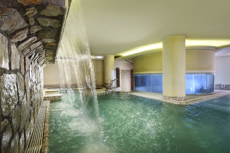 Hallenbad