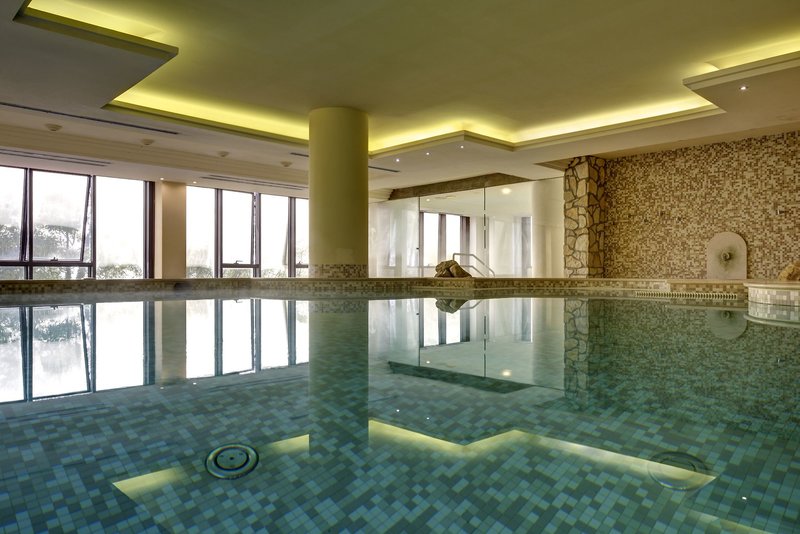 Hallenbad