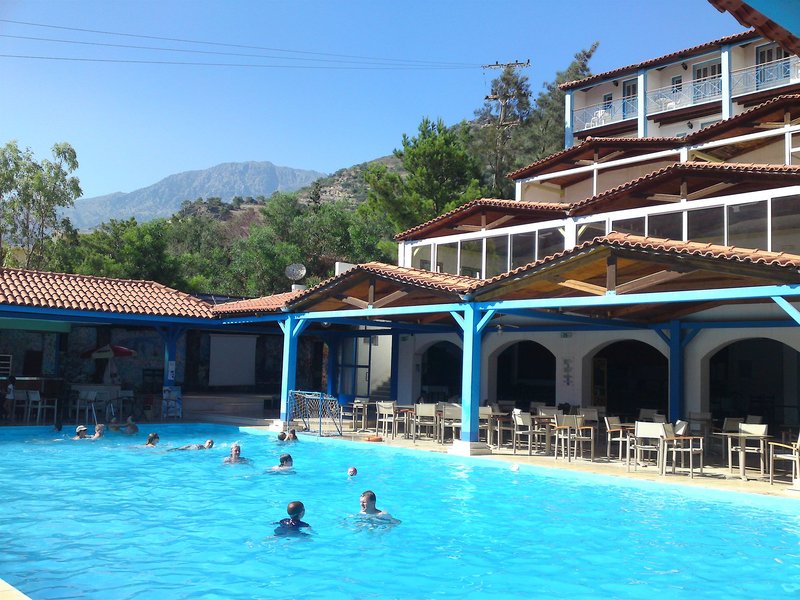 Eden Rock Hotel in Ierapetra, Heraklion (Kreta) Pool