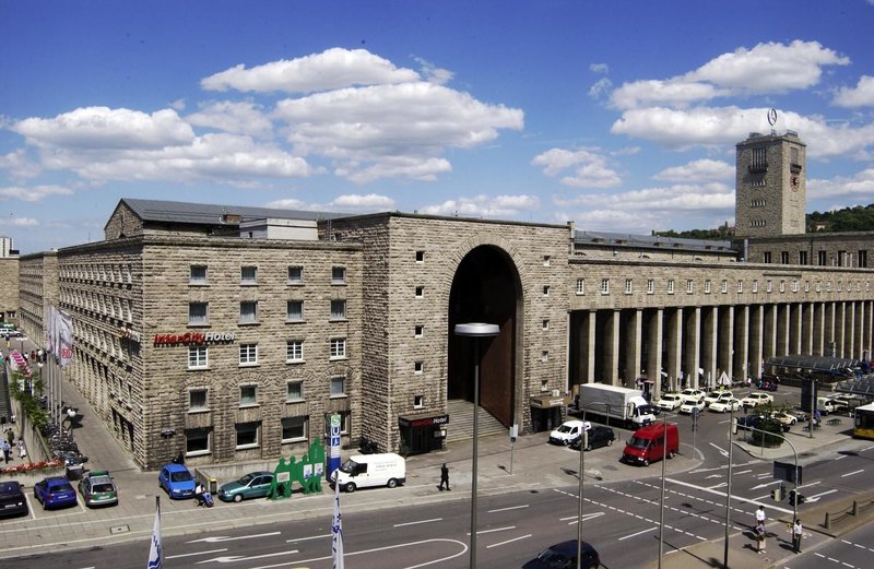 inkl. Bahnfahrt bis 400 km, InterCityHotel Stuttgart in Stuttgart, Stuttgart (DE) Außenaufnahme