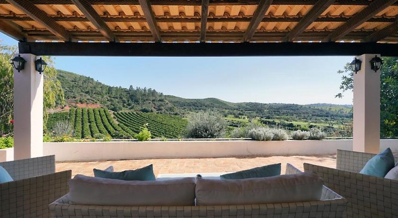 Vale Fuzeiros Nature Guest House in Messines, Faro Terrasse