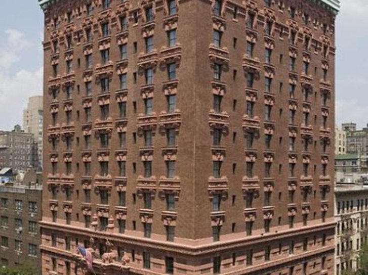 The Lucerne in New York City, New York (John F Kennedy) Außenaufnahme