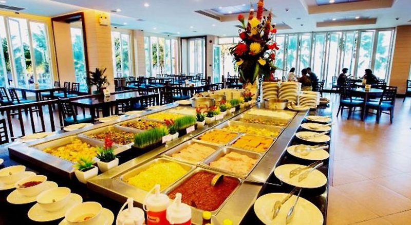 Saisawan Beach Resort in Pattaya, Bangkok Restaurant