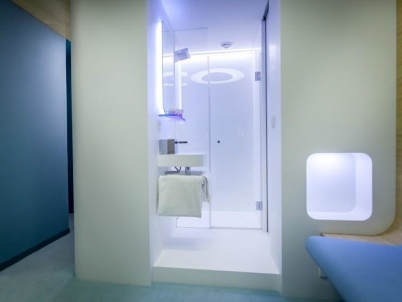 Hotel Odyssey in Paris, Paris-Charles De Gaulle Badezimmer