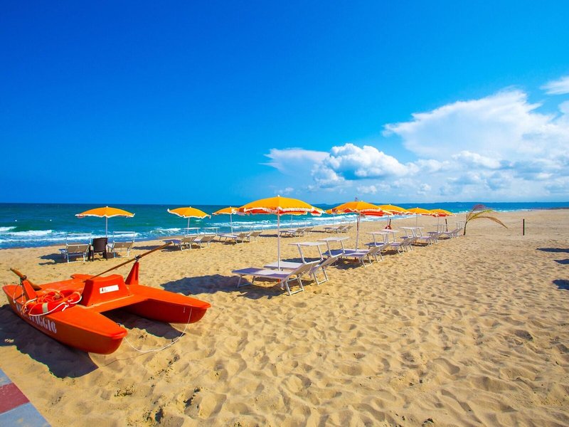 Strand