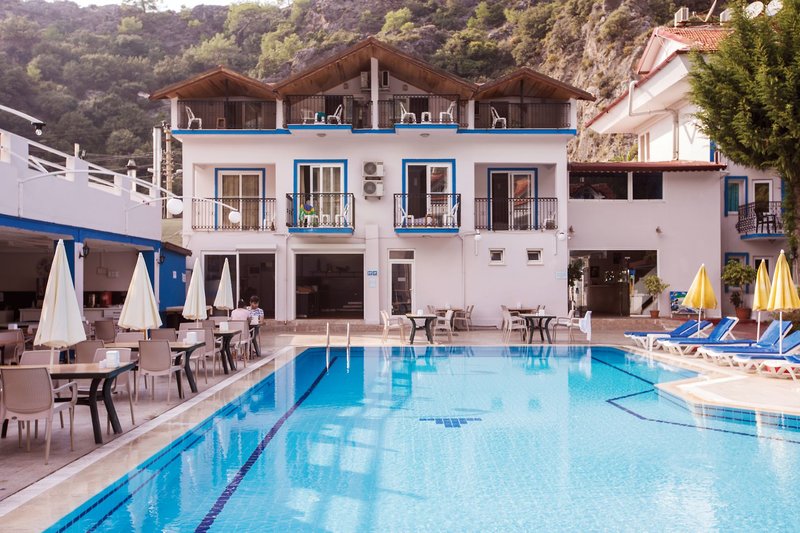 Akdeniz Beach Hotel in Ölüdeniz, Dalaman Pool