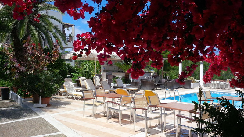 Kyparissia Beach Hotel in Kyparissia, Athen Terasse