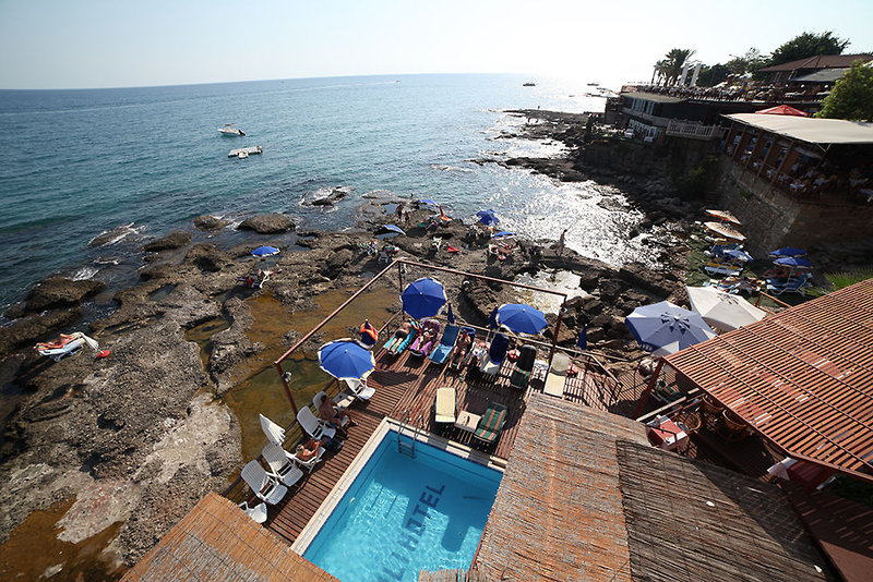 Yali Hotel in Side, Antalya Terasse