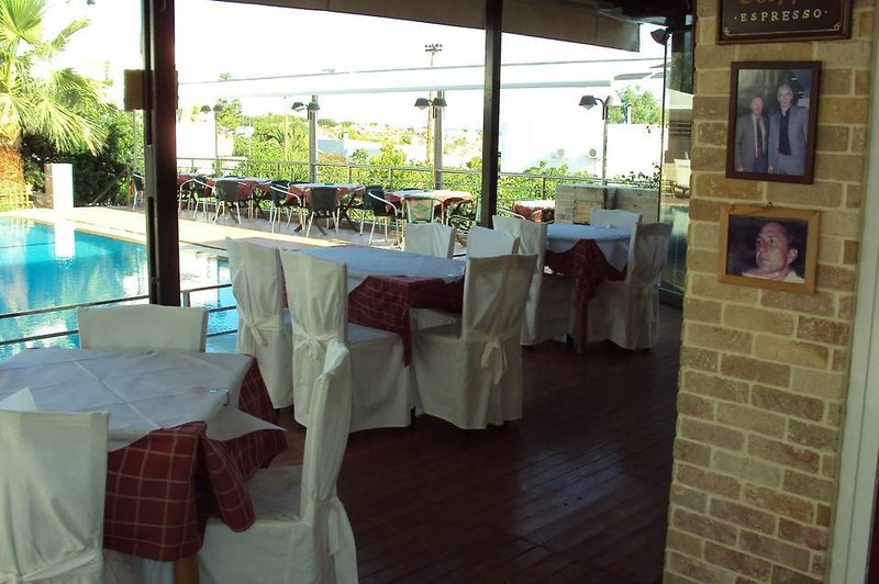 Ela Mesa Luxury Apartments in Vathy, Athen Restaurant