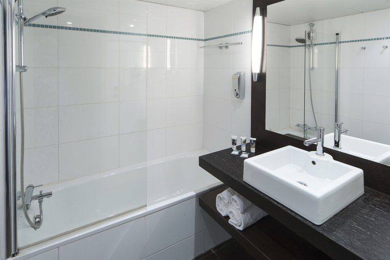 Mercure Hyères Centre in Hyéres, Marseille Badezimmer