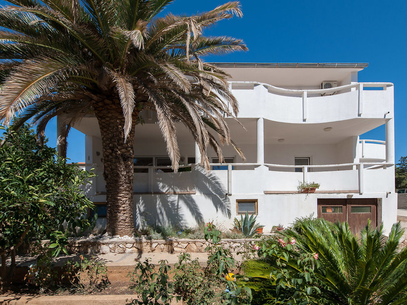 Apartments Inga in Novalja, Zadar (Kroatien) Außenaufnahme