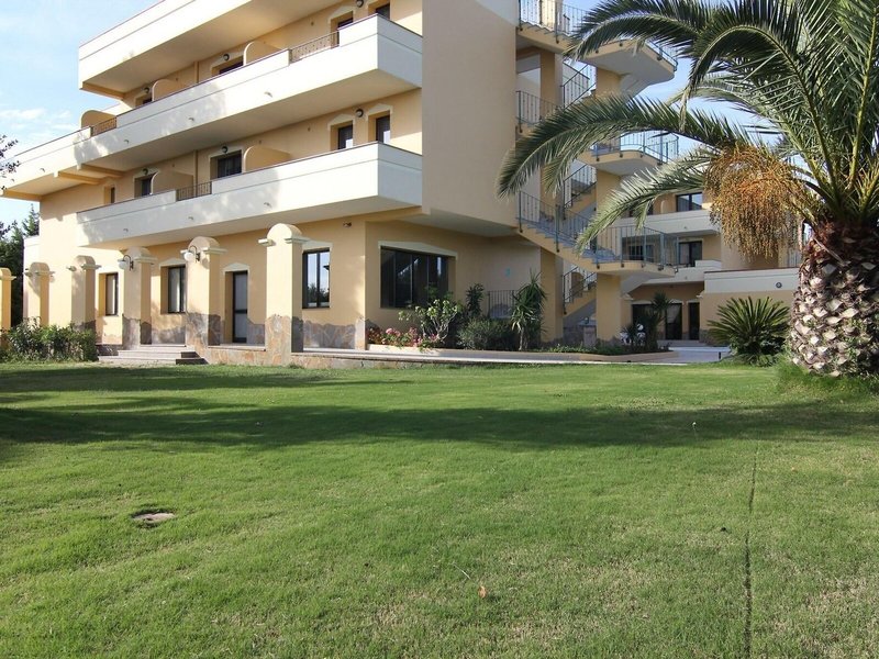 Hotel Cala Dei Pini in Sant' Anna Arresi, Cagliari Außenaufnahme