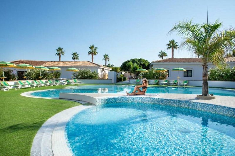 VOI Le Muse Essentia in Zambrone, Lamezia Terme Pool