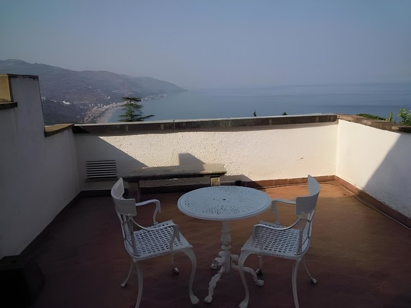 Villa Fiorita Boutique Hotel in Taormina, Catania Terrasse