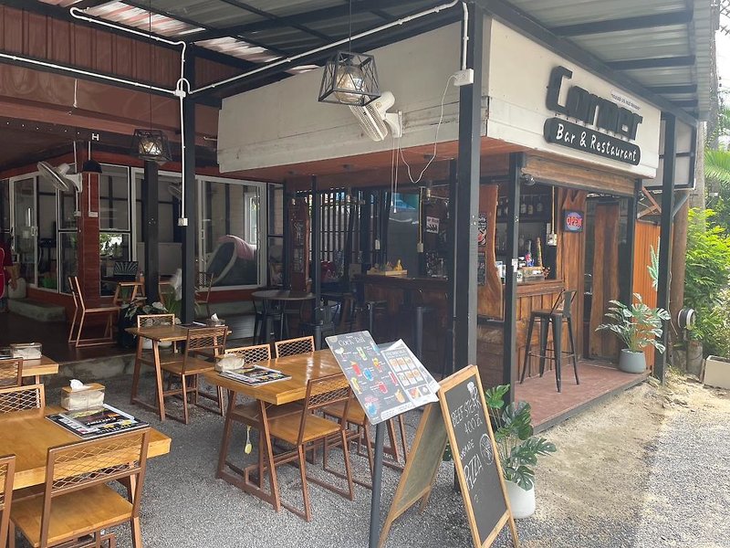 Naiyang Boutique Resort in Nai Yang Beach, Phuket (Thailand) Terrasse