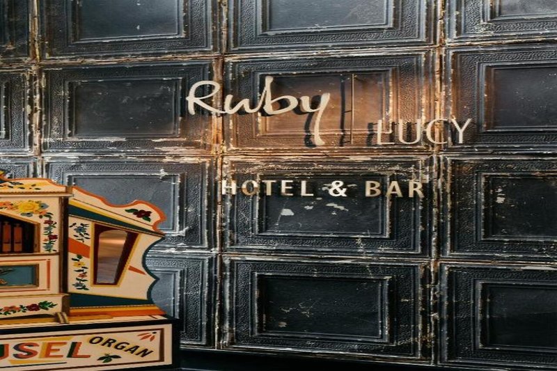 Ruby Lucy Hotel London in London, London-Luton Lounge/Empfang