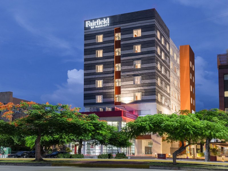 Fairfield Inn & Suites Cancun Downtown in Cancún, Cancun Außenaufnahme