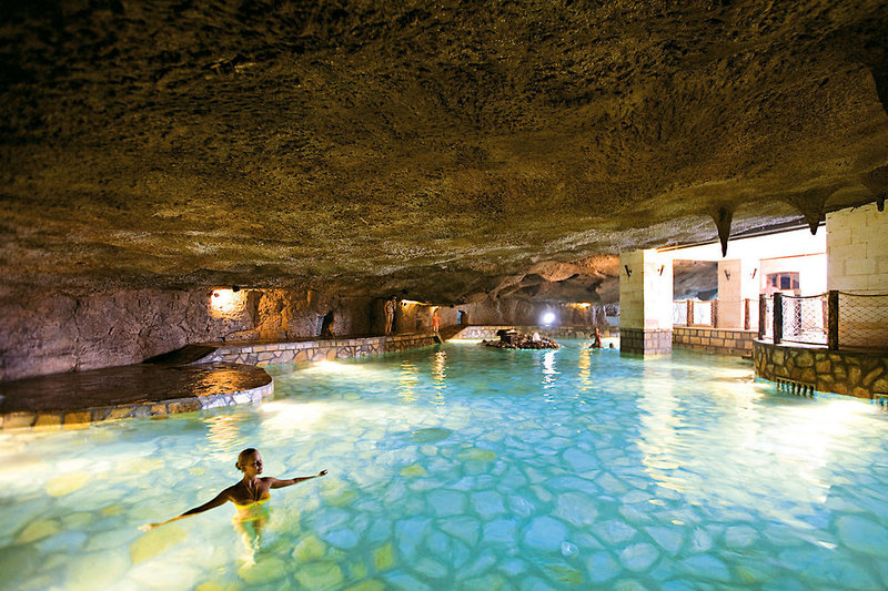 Hallenbad