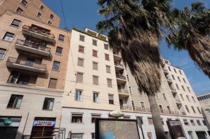 Toledo one in Neapel, Neapel Außenaufnahme