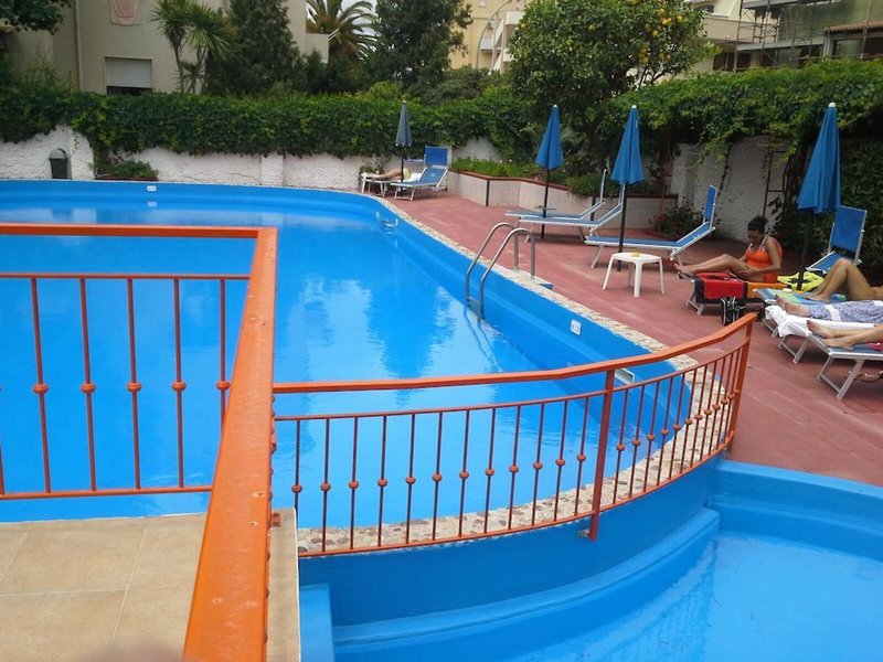 Riviera in Alghero, Alghero (Sardinien) Pool
