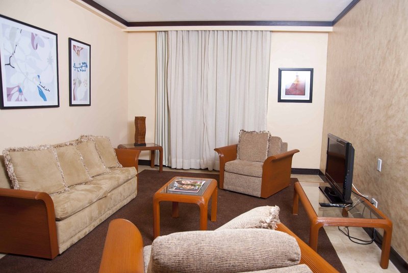 Radisson Colon 2000 Hotel und Casino in Colón, Panama City (Panama) Wohnbeispiel