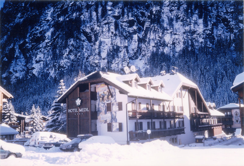 Hotel Medil in Campitello di Fassa, Innsbruck (AT) Außenaufnahme