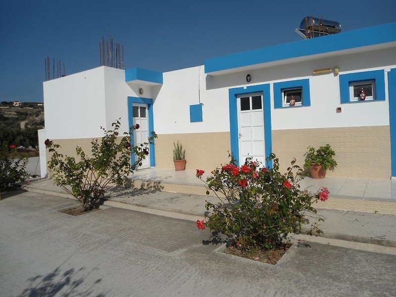 Hotel Matina in Kamari, Santorini Außenaufnahme