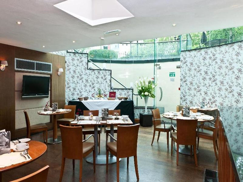 The Colonnade in London, London-Stansted Restaurant