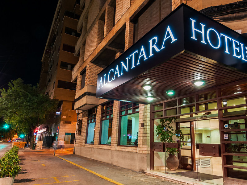 Hotel Alcántara in Cáceres, Madrid Außenaufnahme