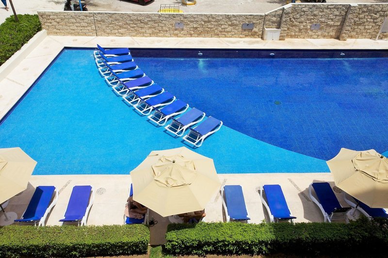 Ixchel Beach Hotel in Cancún, Cancun Pool