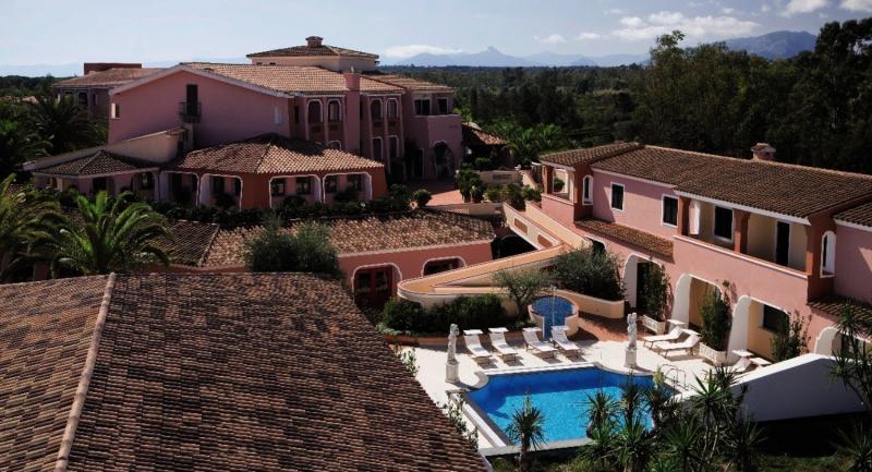 Cala Ginepro Hotel Resort in Cala Ginepro, Olbia,Sardinien Pool
