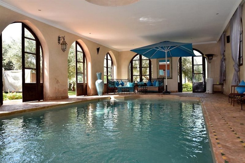 Hallenbad