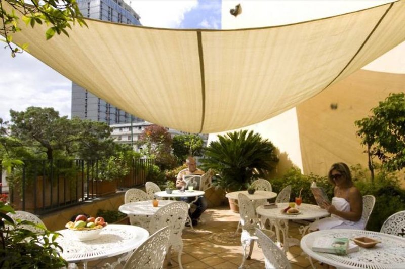 Hotel Airone in Neapel, Neapel Terrasse
